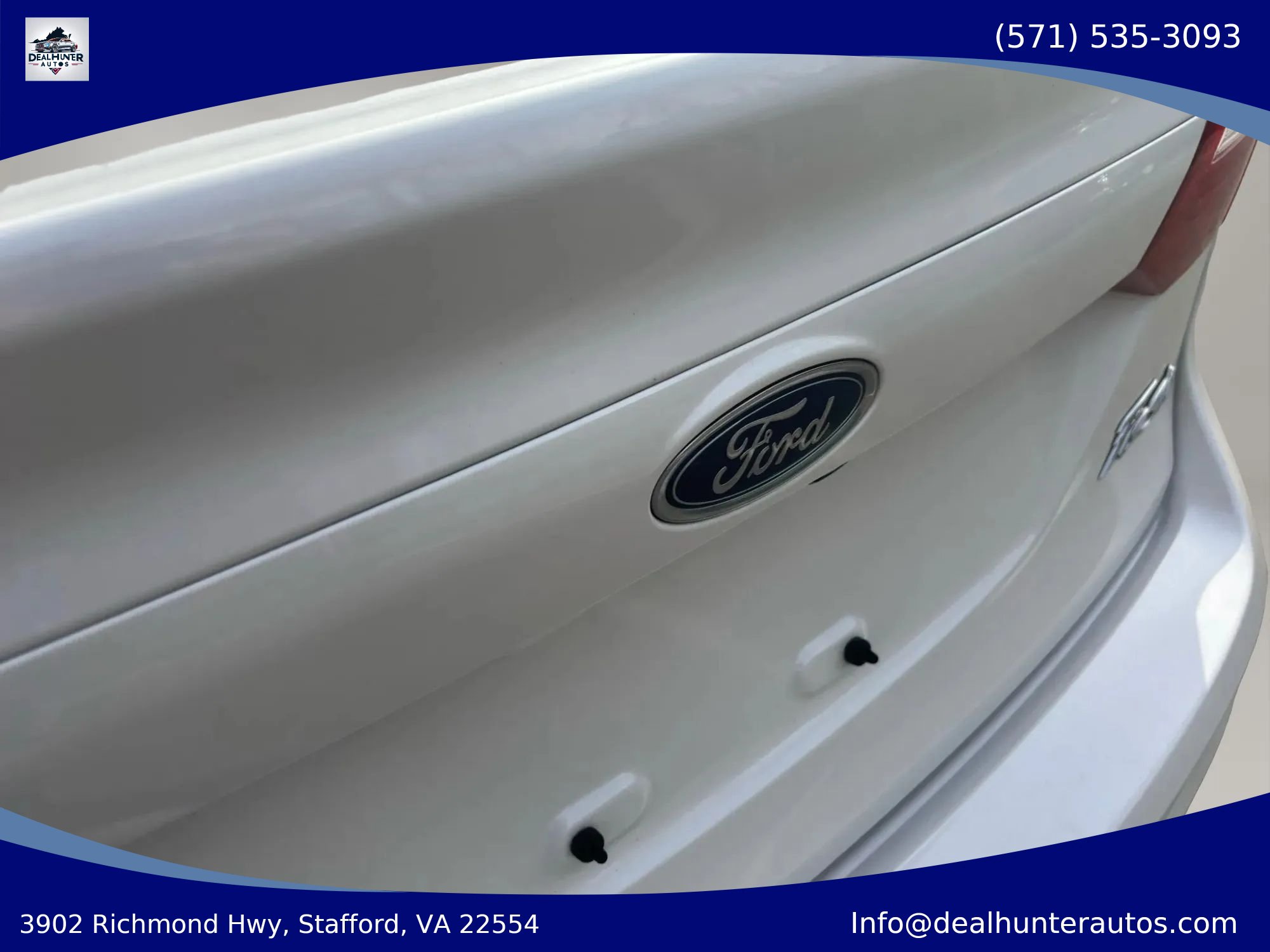 Used 2016 Ford Fiesta Titanium FWD image 11