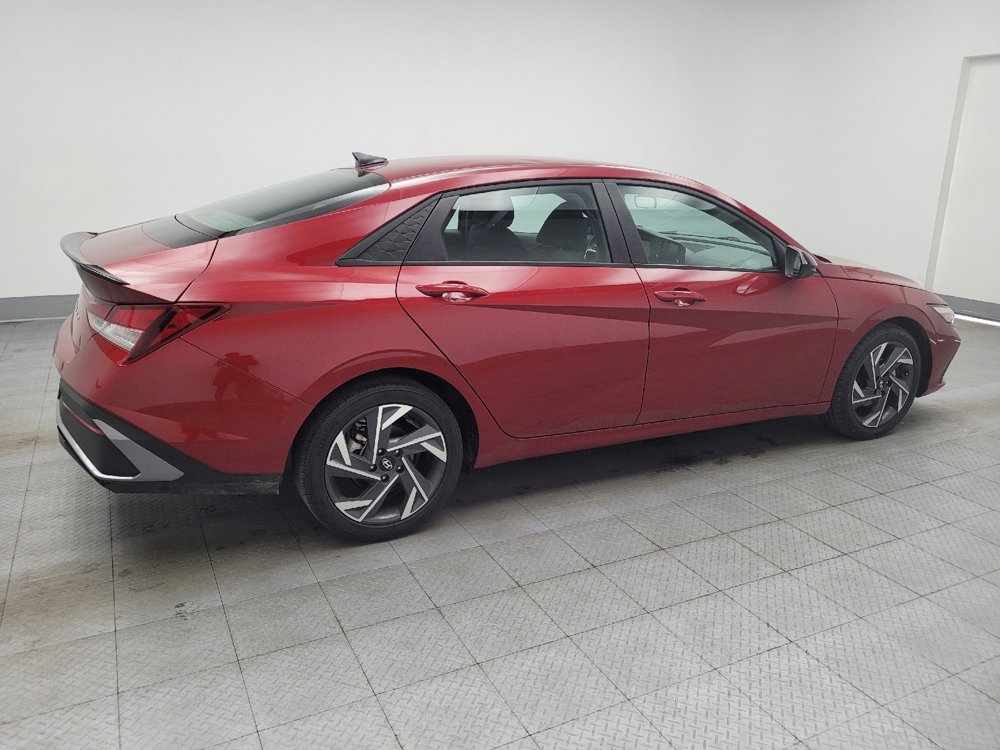 Used 2025 Hyundai Elantra Sport FWD image 10
