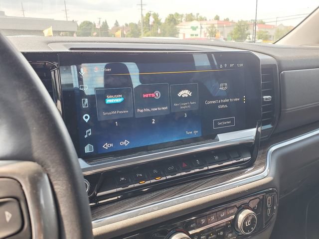 Used 2022 Chevrolet Silverado 1500 RST w/ Convenience Package II AWD/4WD image 9