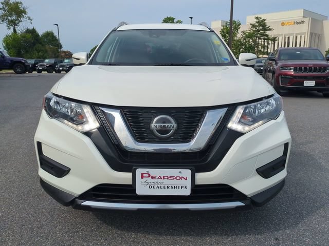 Used 2019 Nissan Rogue SV w/ Premium Package FWD image 9