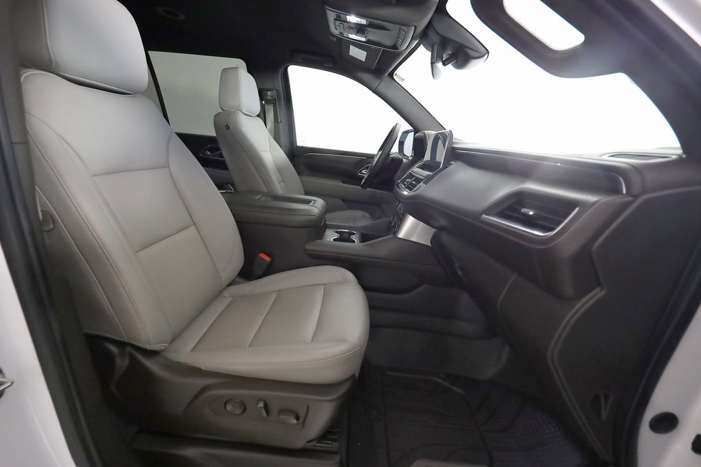 Used 2023 Chevrolet Tahoe Z71 w/ Z71 Off-Road Package image 14