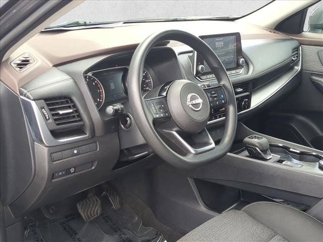 Used 2023 Nissan Rogue SV AWD/4WD image 10
