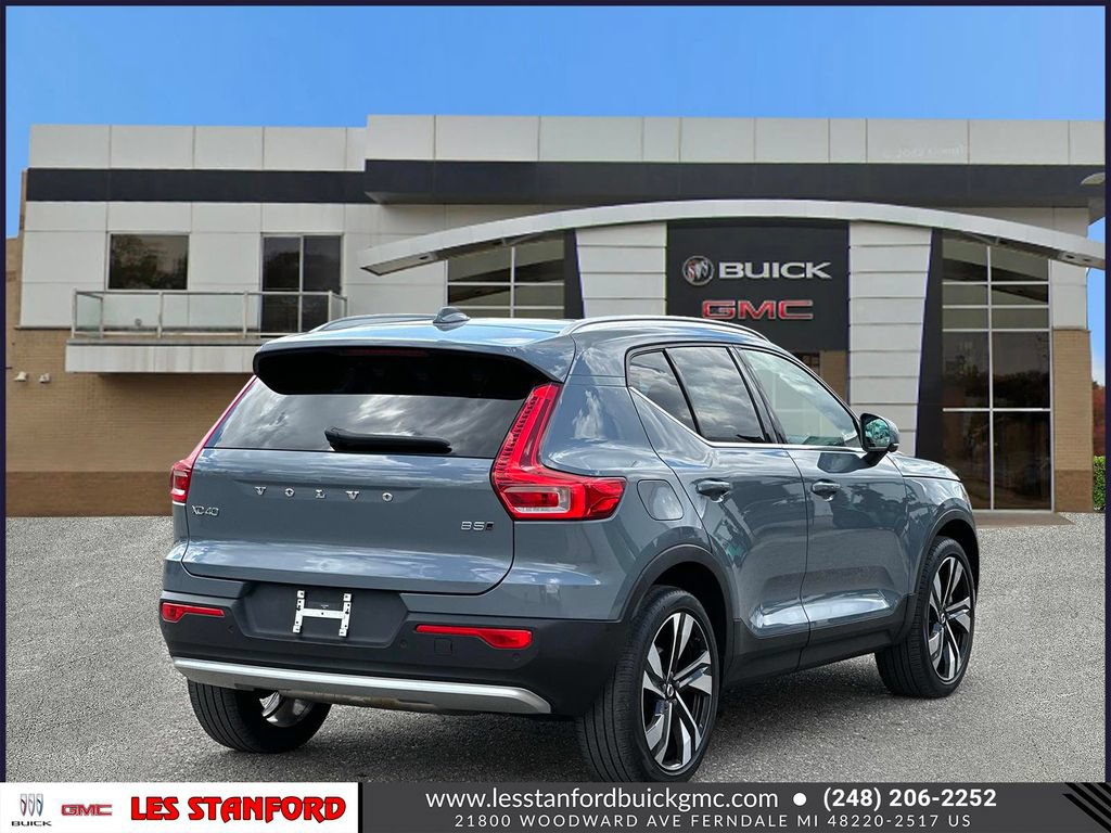 Used 2023 Volvo XC40 B5 Ultimate w/ Climate Package AWD/4WD image 6