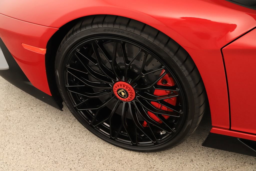 Used 2016 Lamborghini Aventador LP 750-4 Superveloce image 32