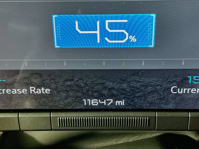 Used 2025 GMC Hummer EV 2X AWD/4WD image 9