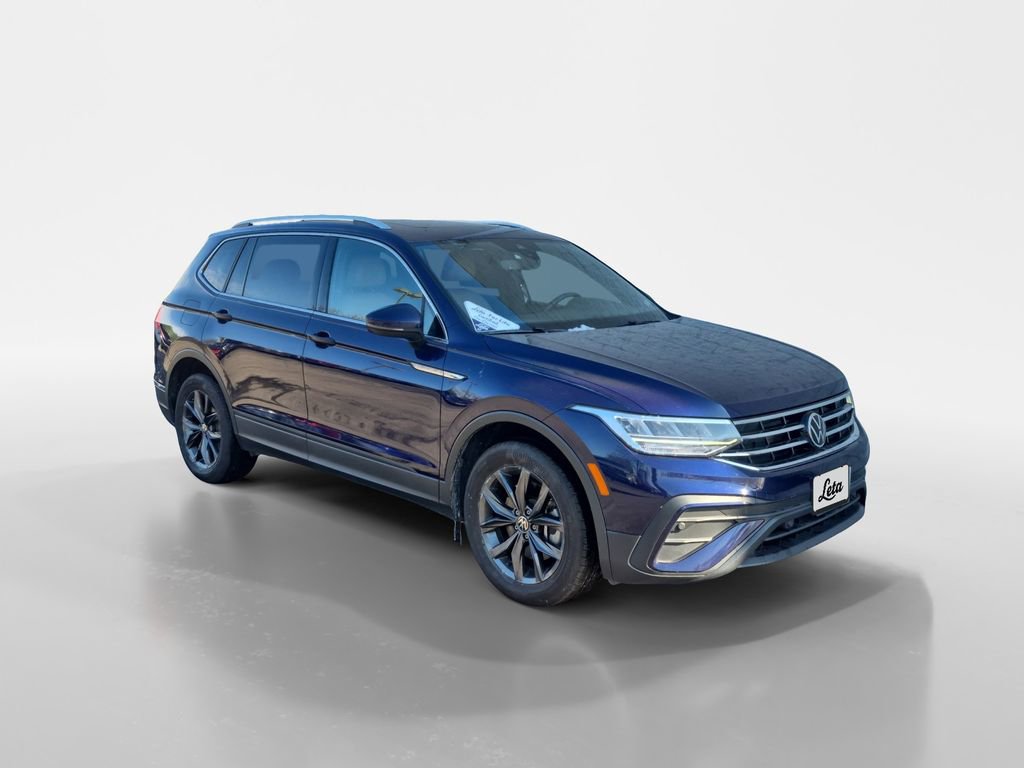 Used 2022 Volkswagen Tiguan SE AWD/4WD image 2
