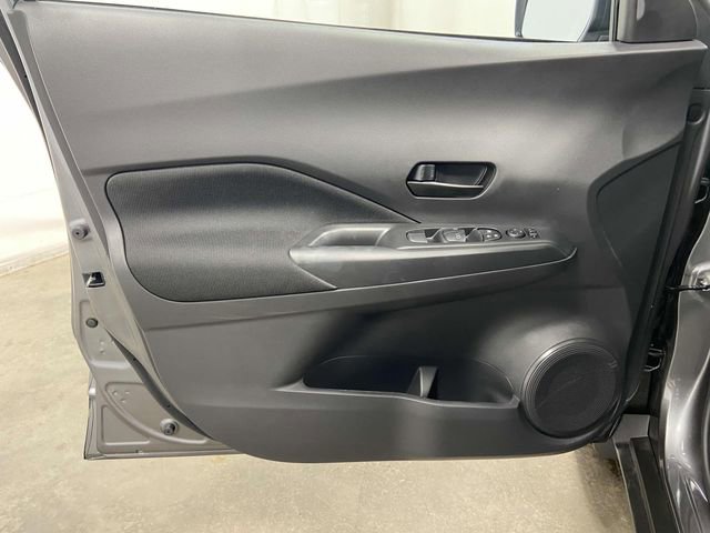 New 2025 Nissan Kicks Play S image 12
