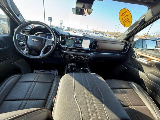 Used 2024 Chevrolet Silverado 1500 High Country w/ Technology Package image 15