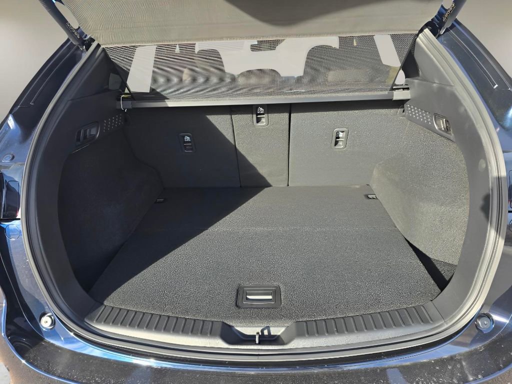New 2025 MAZDA CX-5 Signature image 24