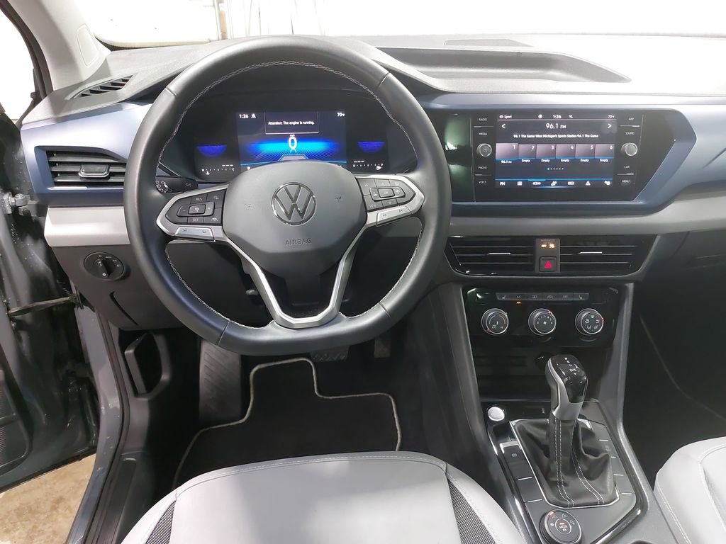 Used 2023 Volkswagen Taos SE w/ Panoramic Sunroof Package AWD/4WD image 15