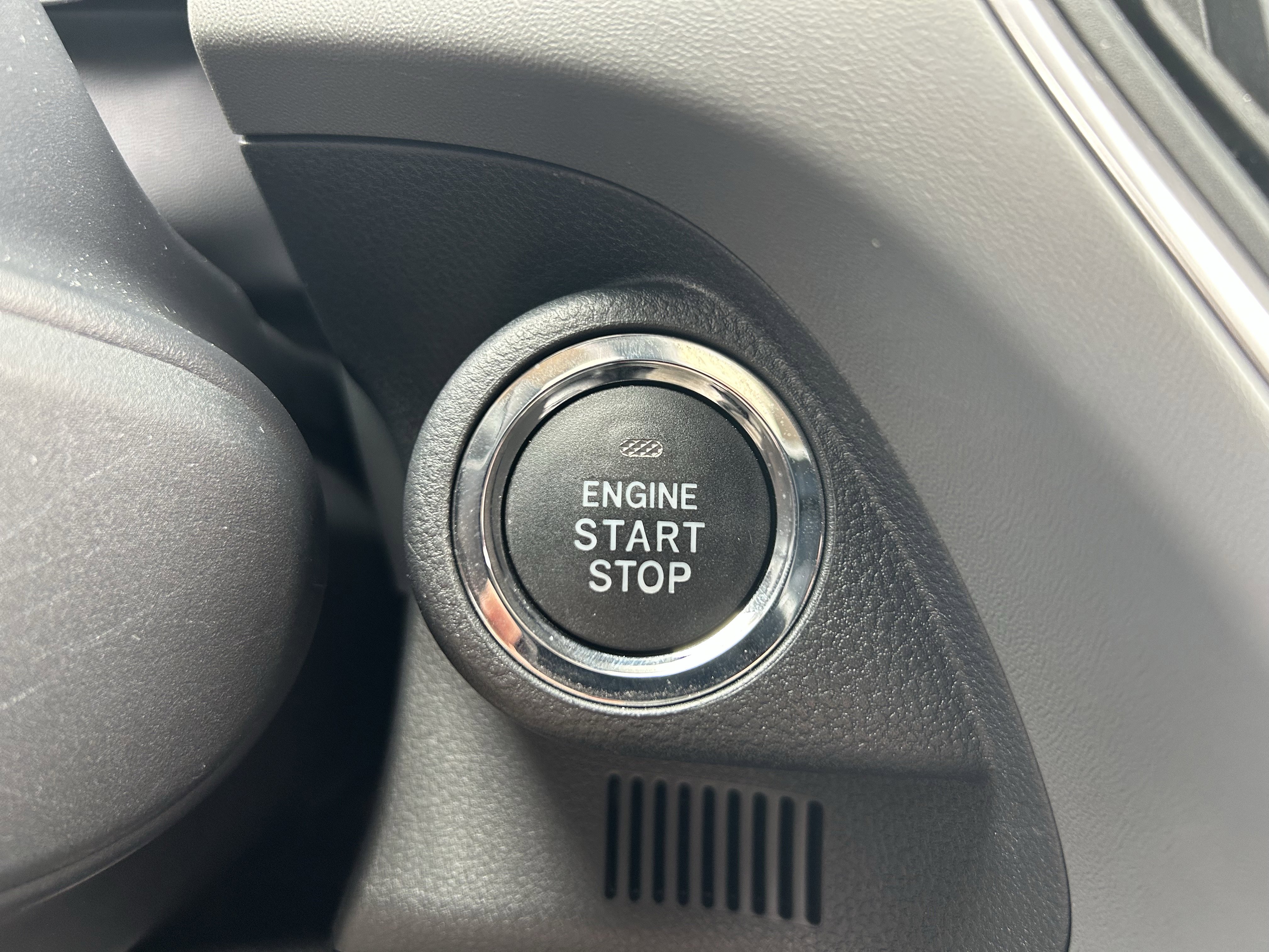 Certified 2024 Subaru Crosstrek 2.0i Premium w/ Crosstrek Mirror Package image 15