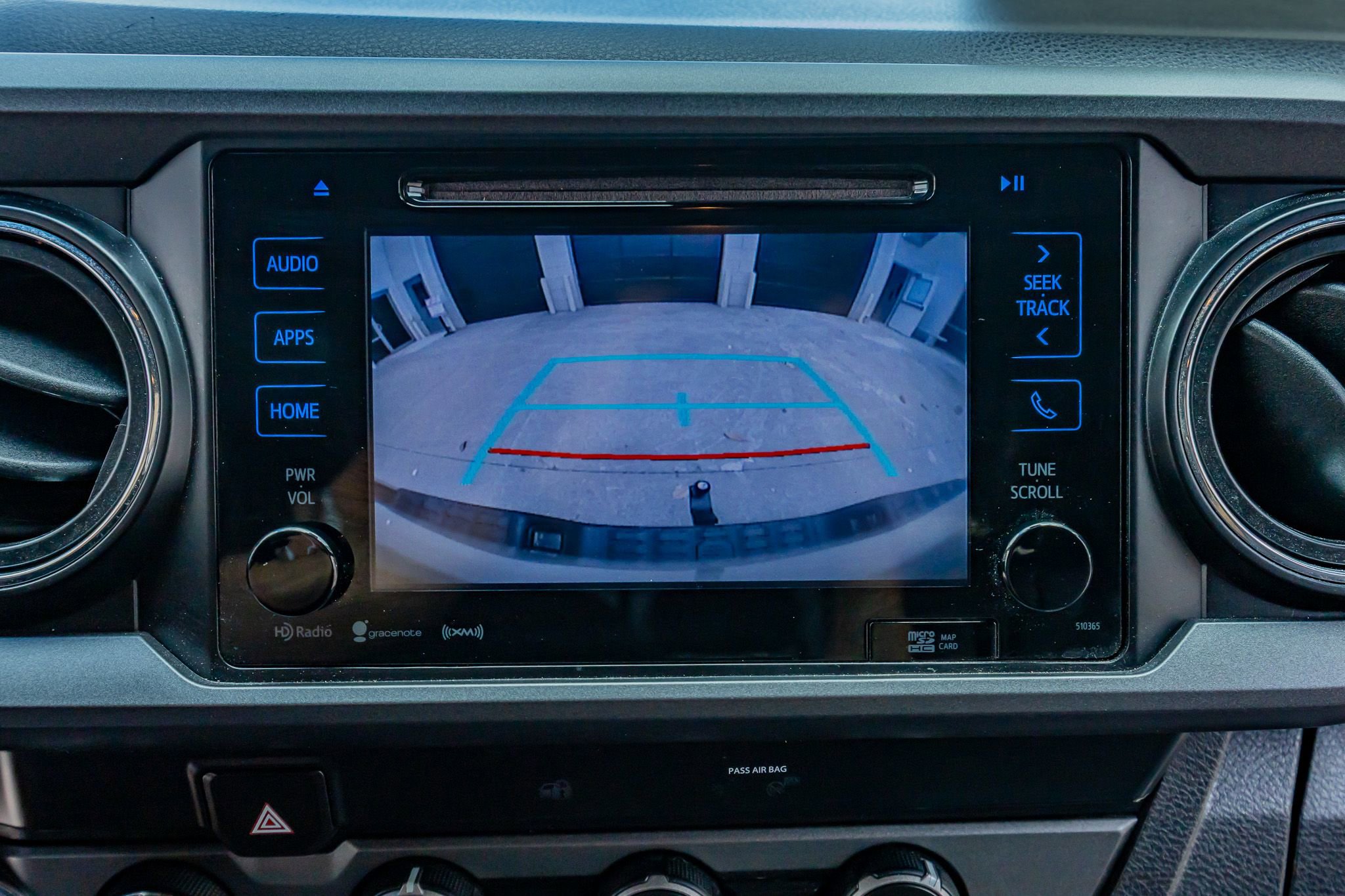 Used 2019 Toyota Tacoma TRD Off-Road AWD/4WD image 26