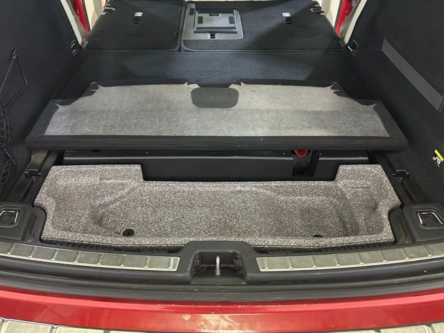 Used 2018 Volvo XC60 T8 Inscription image 18