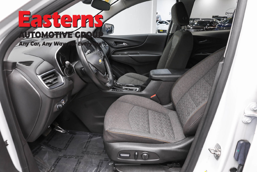 Used 2024 Chevrolet Equinox LT FWD image 14