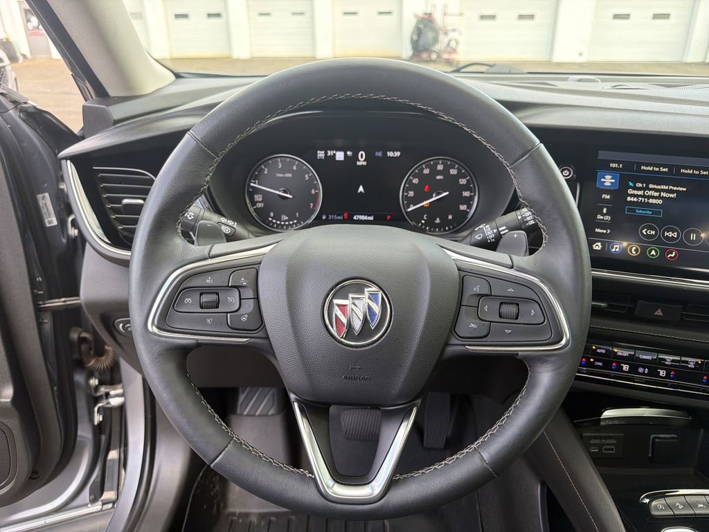 Used 2021 Buick Envision Avenir w/ Technology Package II image 21