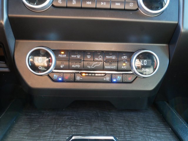 Used 2021 Ford Expedition Limited AWD/4WD image 31