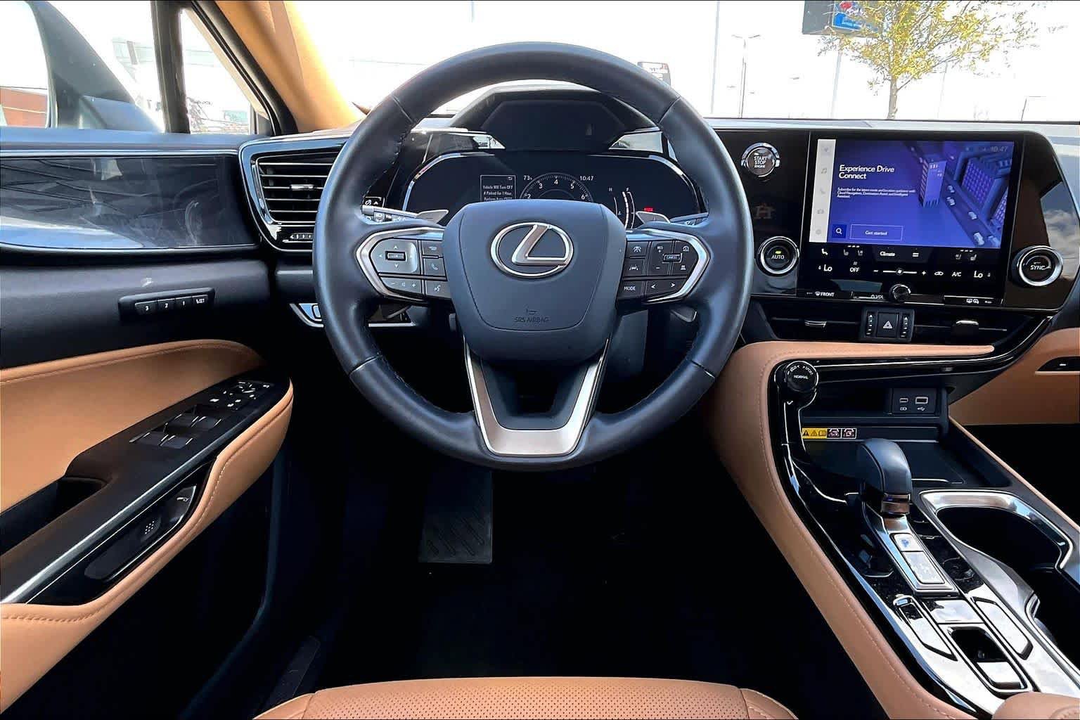 Used 2025 Lexus NX 250 FWD w/ Accessory Package (Z1) image 6