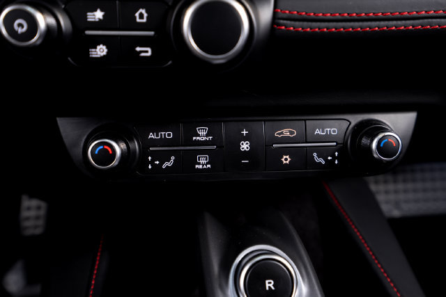 Certified 2020 Ferrari Portofino RWD image 48