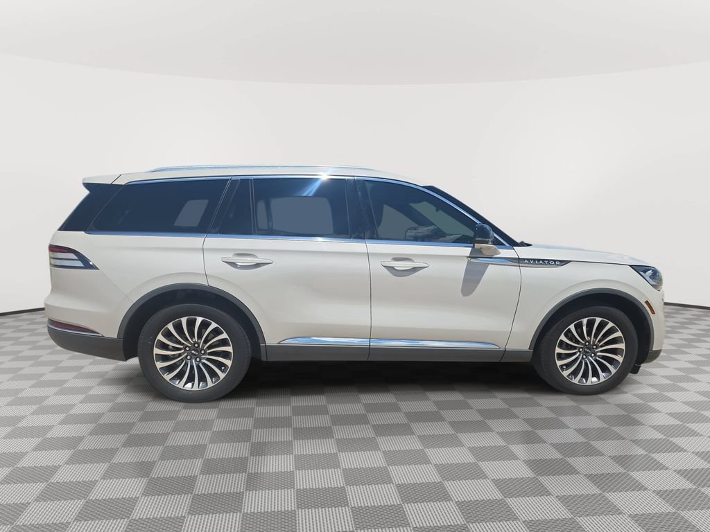 Used 2023 Lincoln Aviator Reserve w/ Elements Package Plus RWD image 8