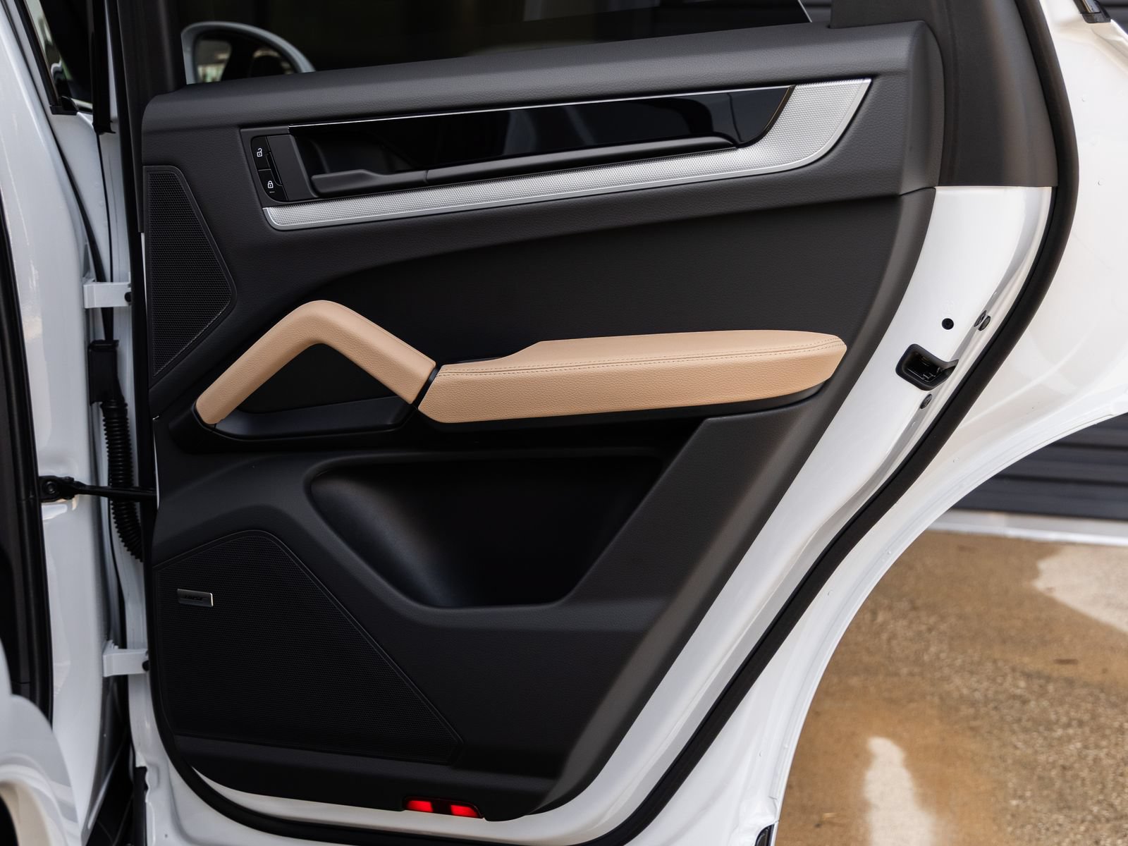 New 2026 Porsche Cayenne AWD/4WD image 38