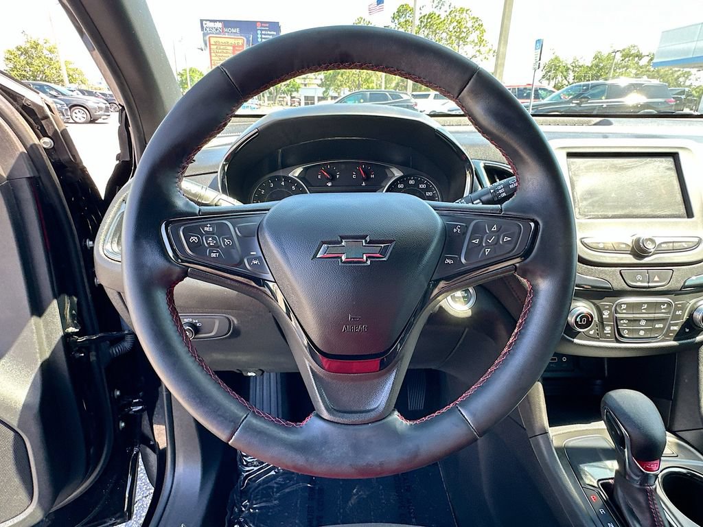 Used 2023 Chevrolet Equinox RS FWD image 11