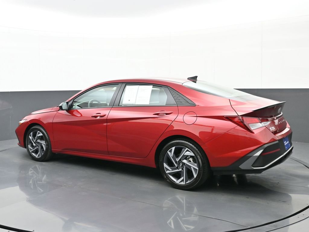 Certified 2025 Hyundai Elantra Sport image 6