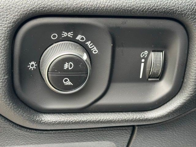 New 2026 RAM 1500 Big Horn AWD/4WD image 12