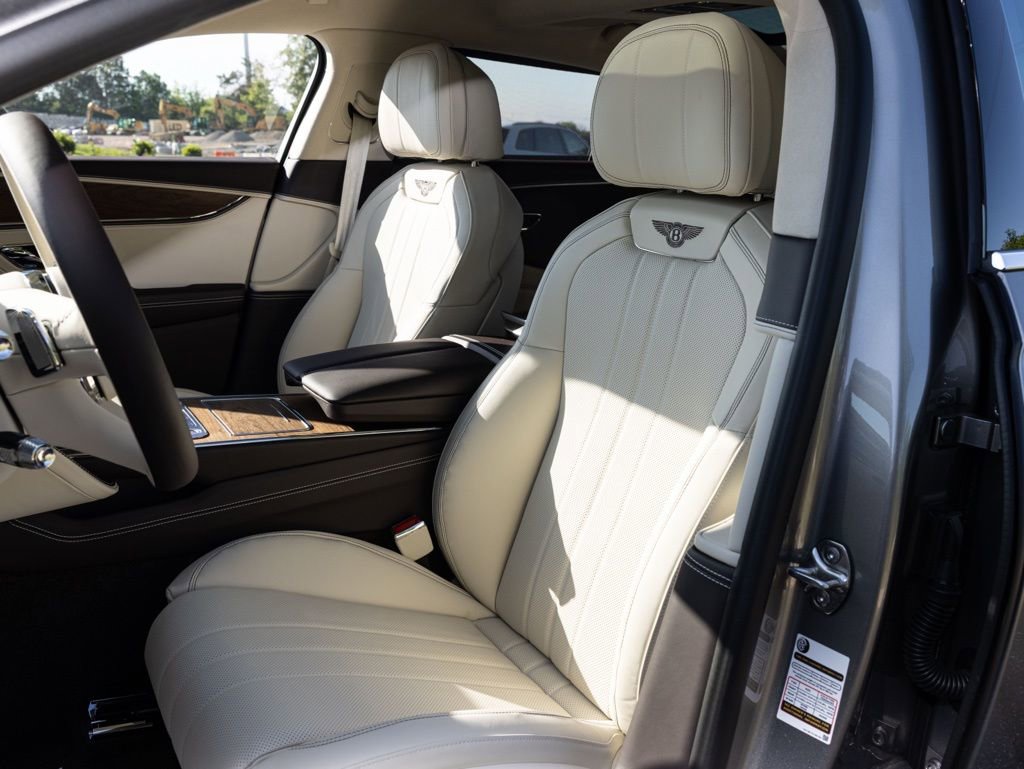 New 2026 Bentley Flying Spur Plug-In Hybrid AWD/4WD image 30
