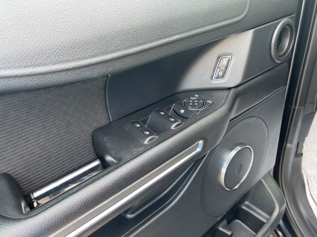 Used 2021 Ford Expedition XLT image 8