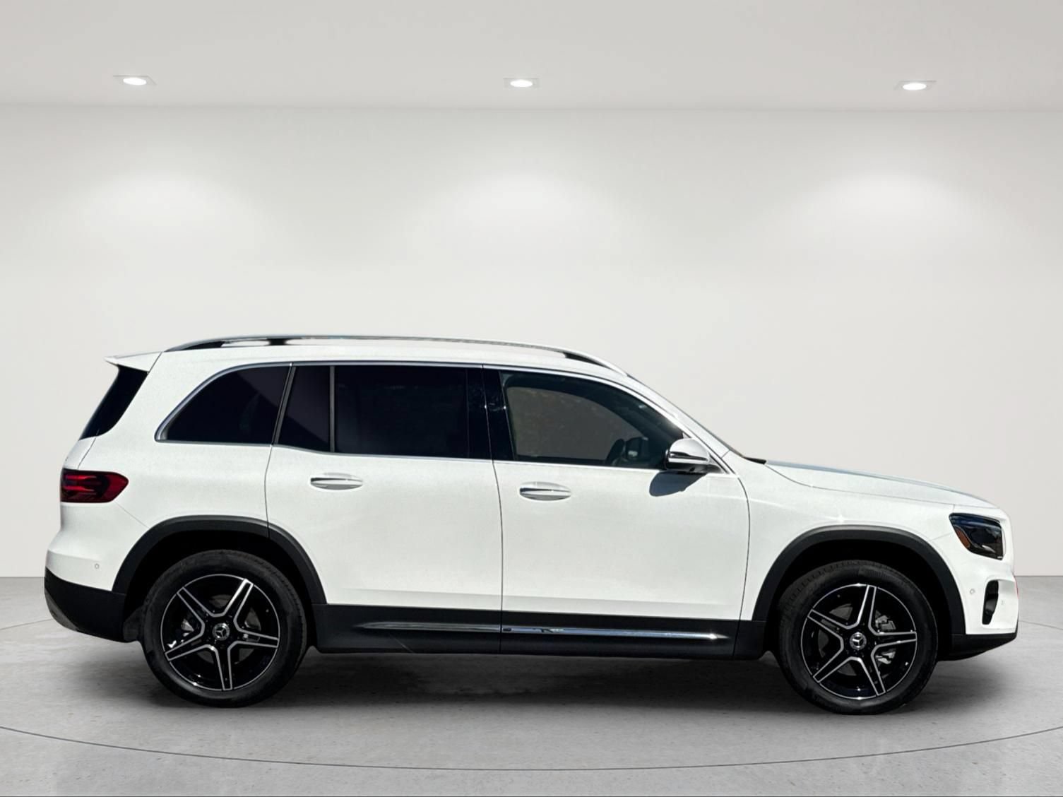Certified 2026 Mercedes-Benz GLB 250 4MATIC image 7