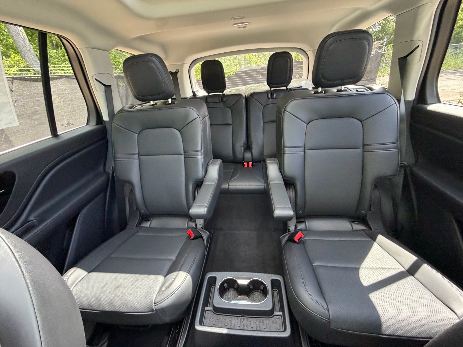 New 2026 Lincoln Aviator AWD image 39