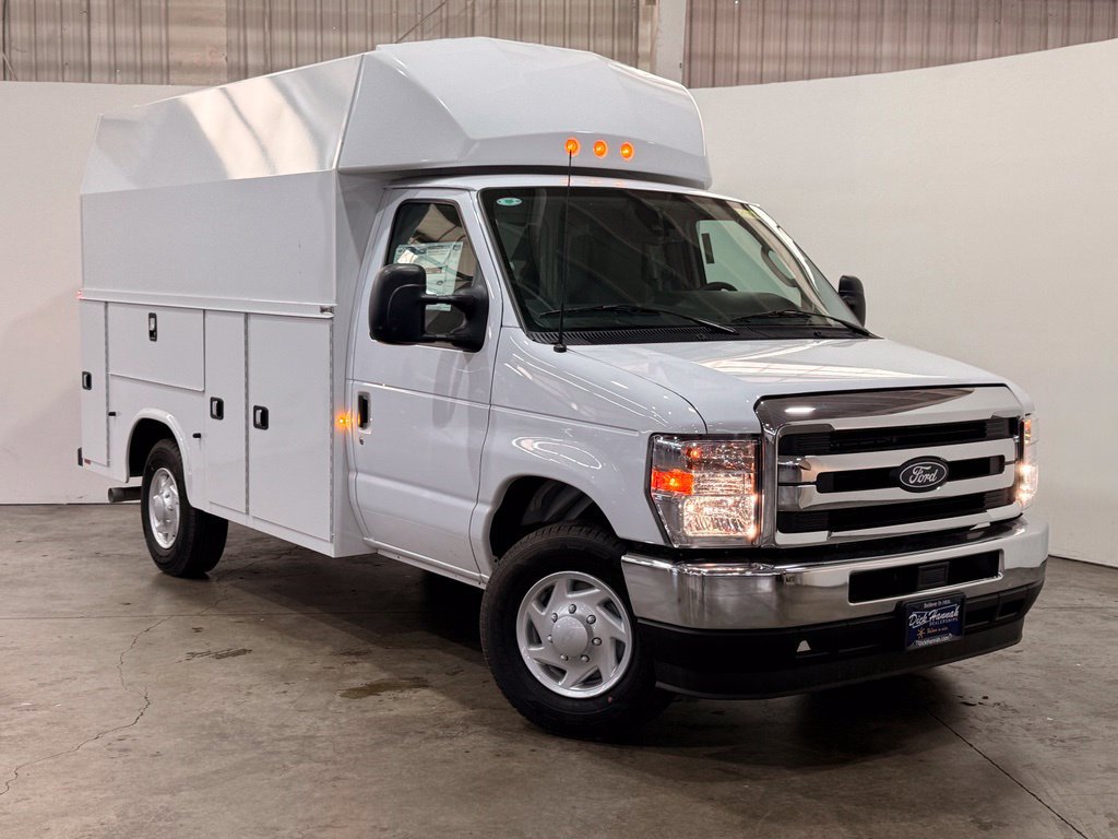 New 2026 Ford E-350 and Econoline 350 Super Duty w/ Power Equipment Group RWD image 6