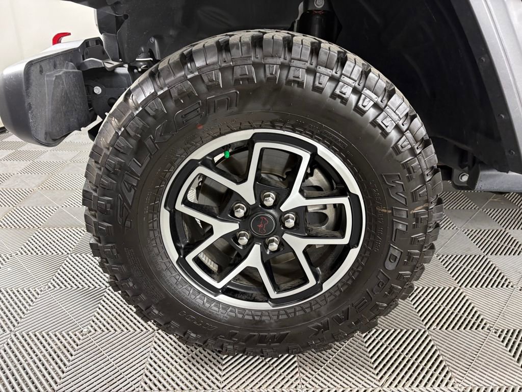 Used 2025 Jeep Gladiator Rubicon w/ Safety Group image 12