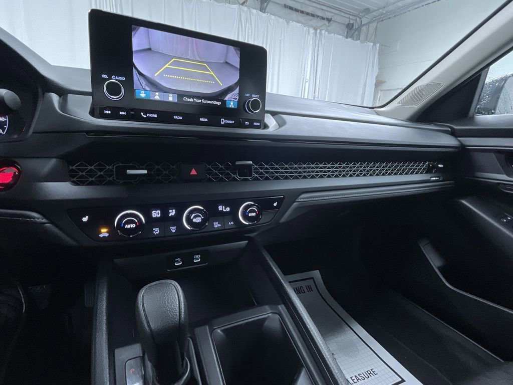 Certified 2024 Honda Accord EX image 20