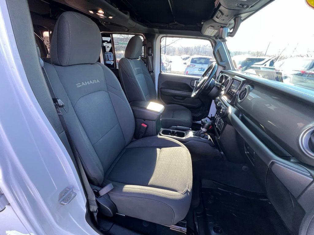 Used 2020 Jeep Wrangler Unlimited Sahara image 27