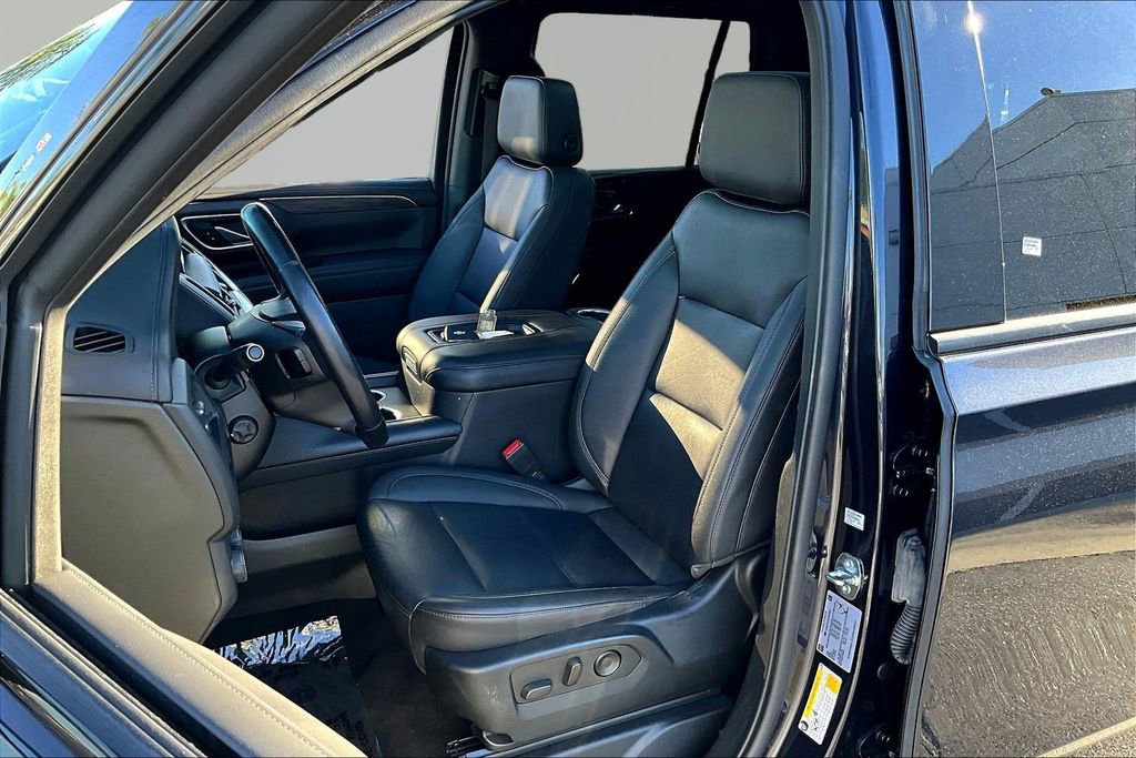 Used 2022 Chevrolet Tahoe Z71 w/ Luxury Package image 22