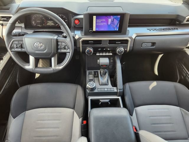 Certified 2025 Toyota Tacoma TRD Off-Road AWD/4WD image 26