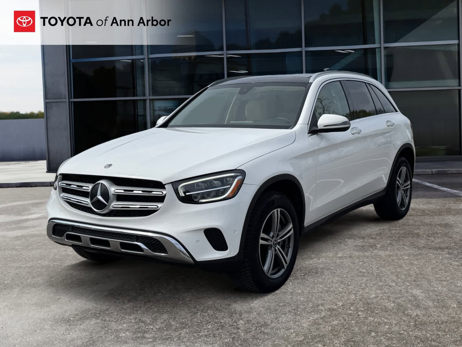 Used 2021 Mercedes-Benz GLC 300 4MATIC image 9