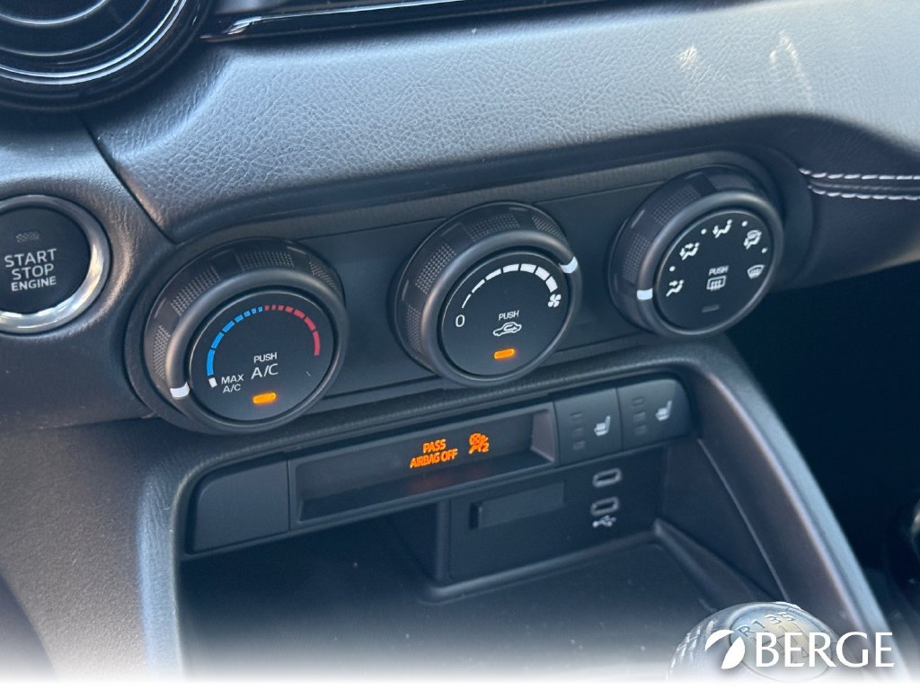 New 2026 MAZDA MX-5 Miata Club w/ Weather Package RWD image 18