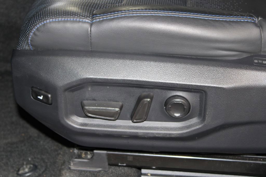 Used 2023 Toyota Tundra Platinum w/ Advanced Package image 19