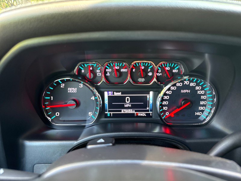 Used 2019 Chevrolet Silverado 2500 High Country w/ Duramax Plus Package AWD/4WD image 22