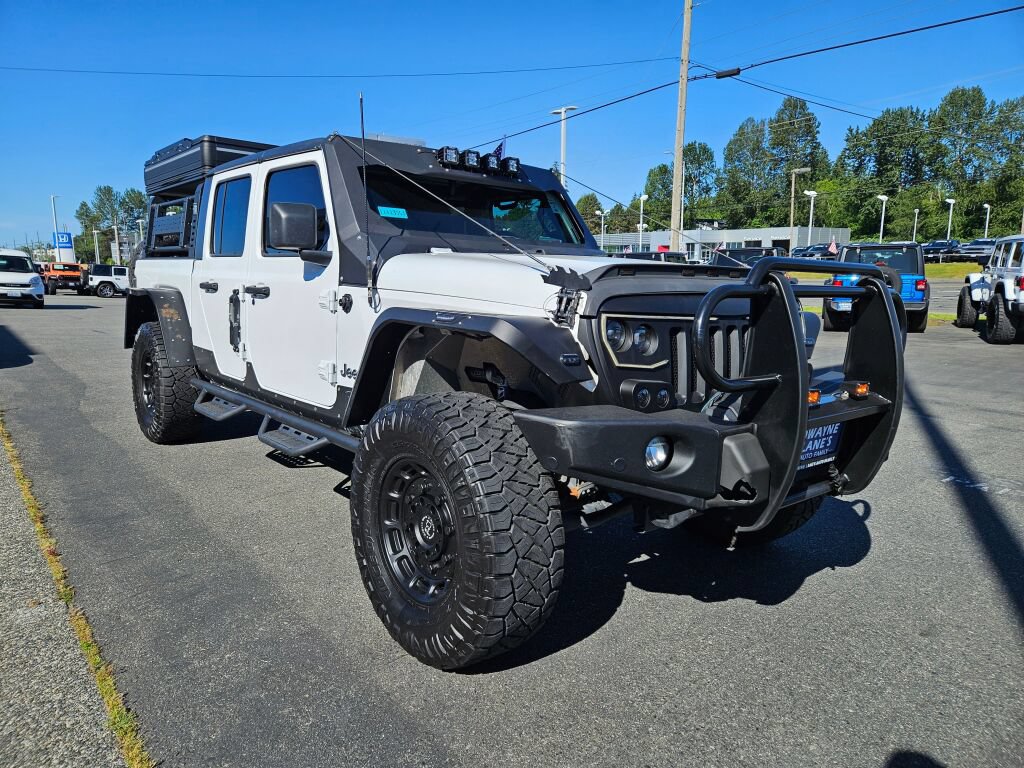 Used 2020 Jeep Gladiator Overland AWD/4WD image 6
