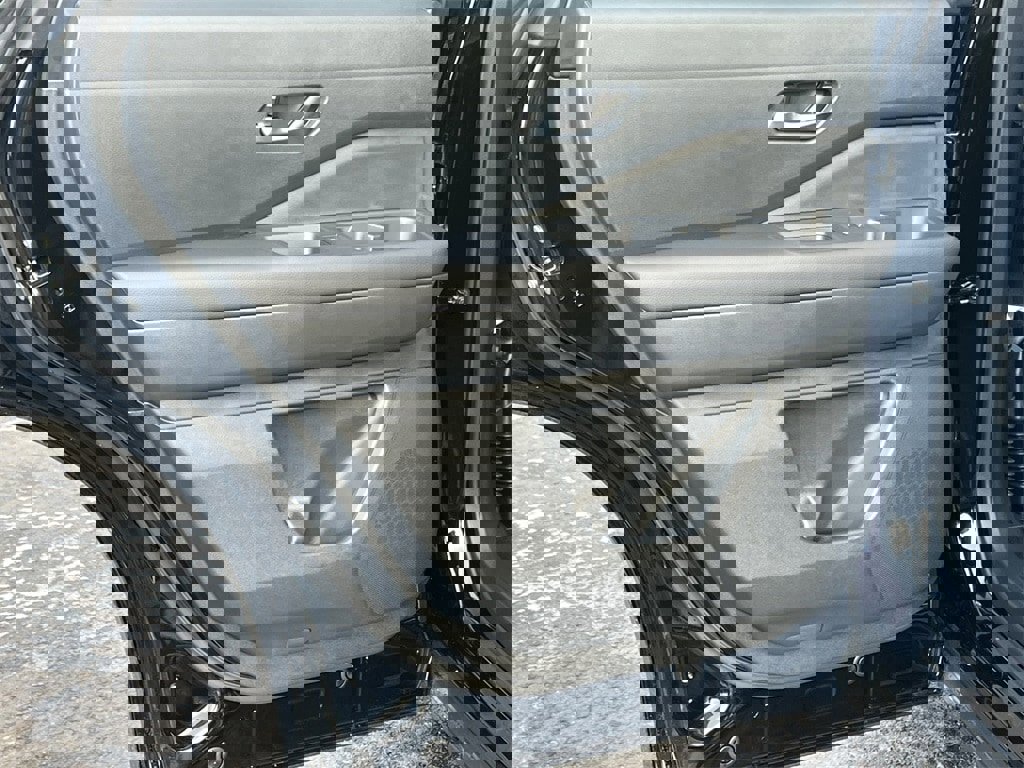 New 2026 Nissan Pathfinder SL image 36