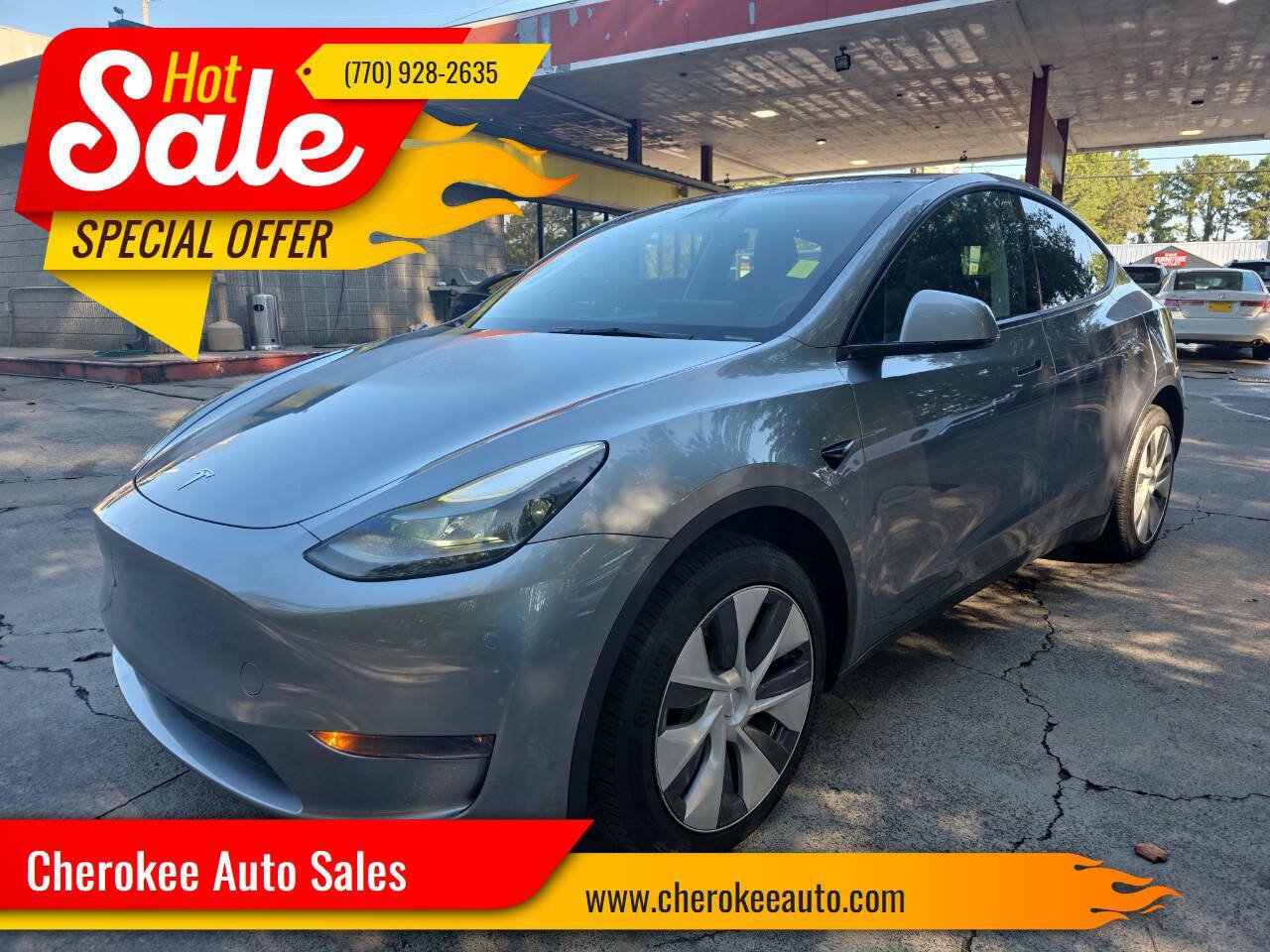 Used 2024 Tesla Model Y Long Range AWD/4WD image 1