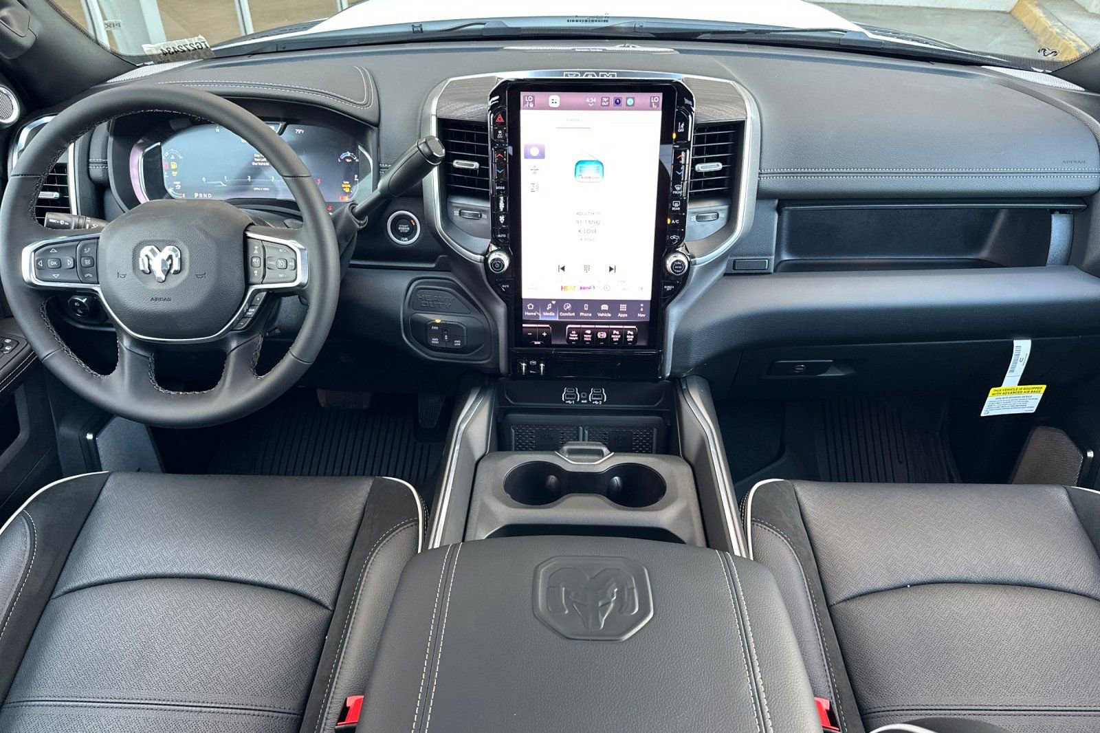 New 2026 RAM 3500 Laramie AWD/4WD image 14