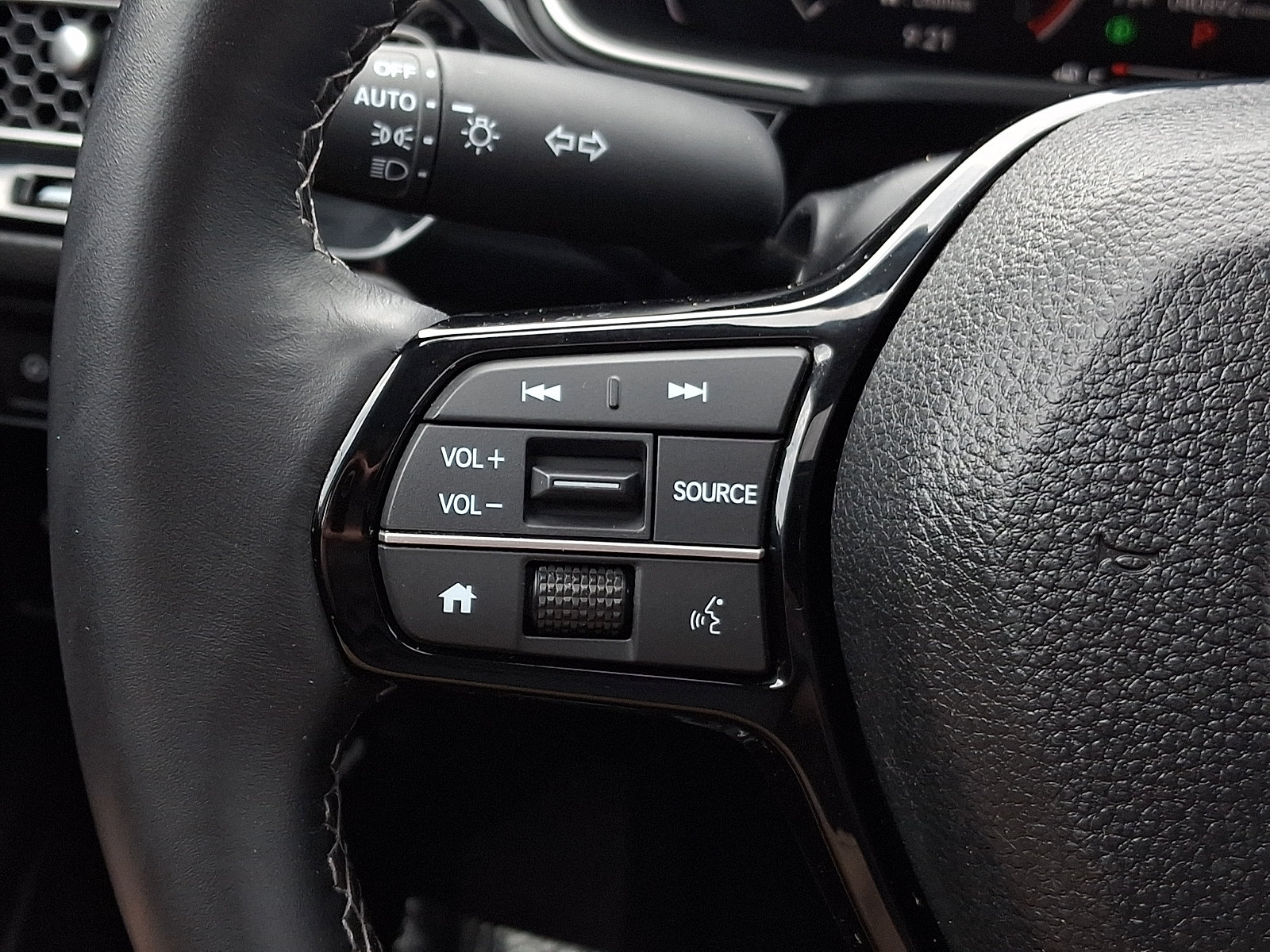 Used 2024 Honda Civic EX-L image 20