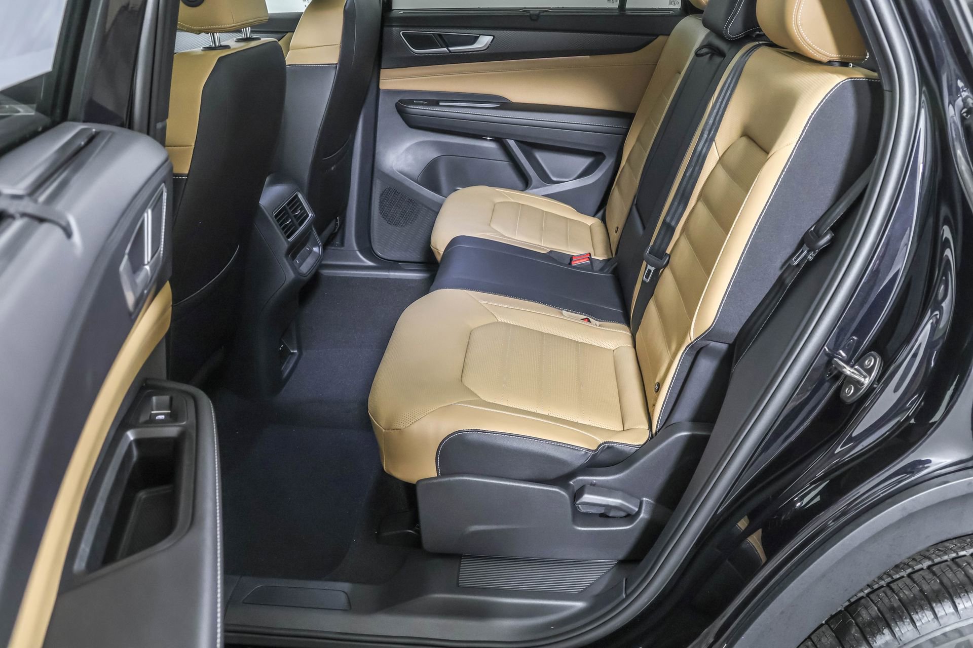 New 2026 Volkswagen Atlas Cross Sport SEL image 34