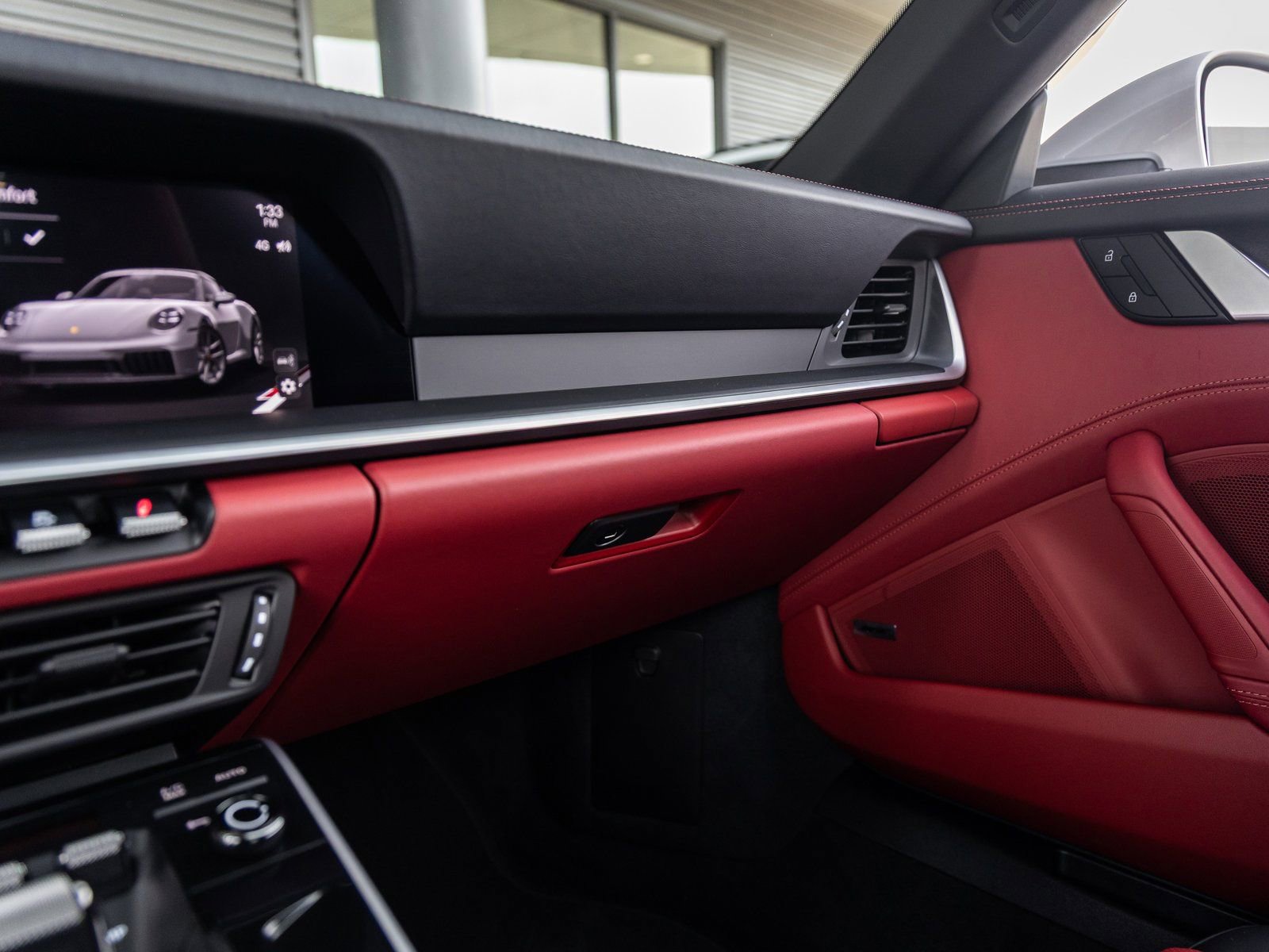 Certified 2026 Porsche 911 Targa 4 GTS image 38