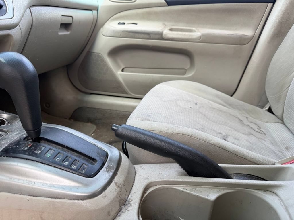 Used 2005 Mitsubishi Lancer ES FWD image 16