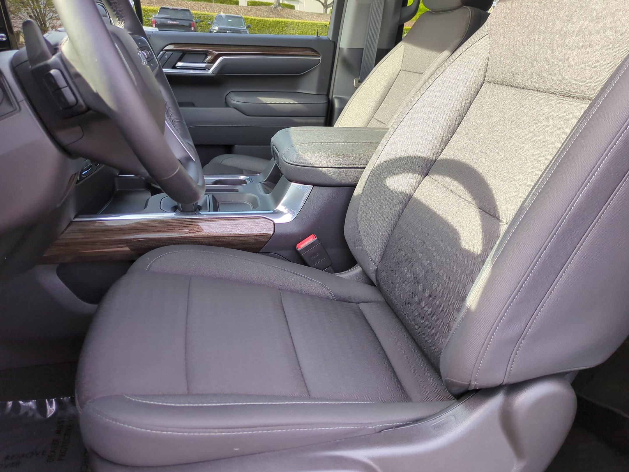 Certified 2025 Chevrolet Silverado 1500 LT Trail Boss w/ Convenience Package II image 16